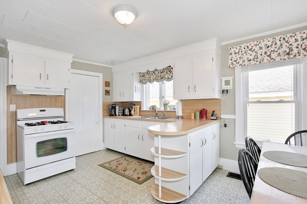 18-20 Park Street Maynard, MA 01754 - Photo 11 of 21