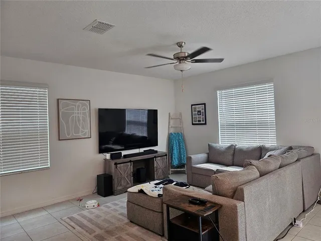 $1,800 | 2244 Teneroc Trail, Lakeland, FL 33801