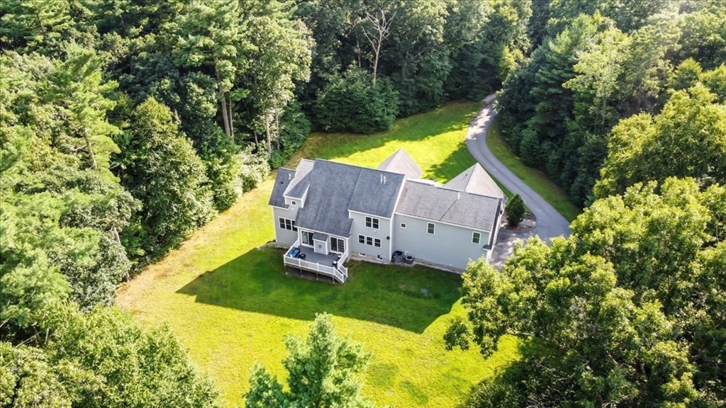 14 Lundvall Road Mendon, MA 01756 - Photo 3 of 26 Gallery Image 3