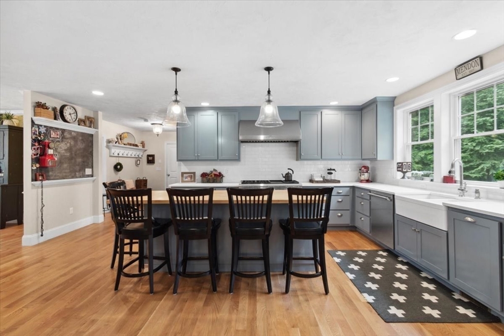 14 Lundvall Road Mendon, MA 01756 - Photo 6 of 26 Gallery Image 6