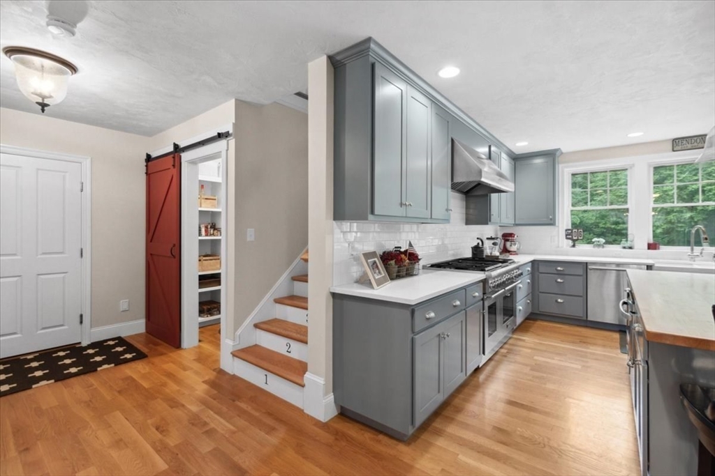 14 Lundvall Road Mendon, MA 01756 - Photo 7 of 26 Gallery Image 7