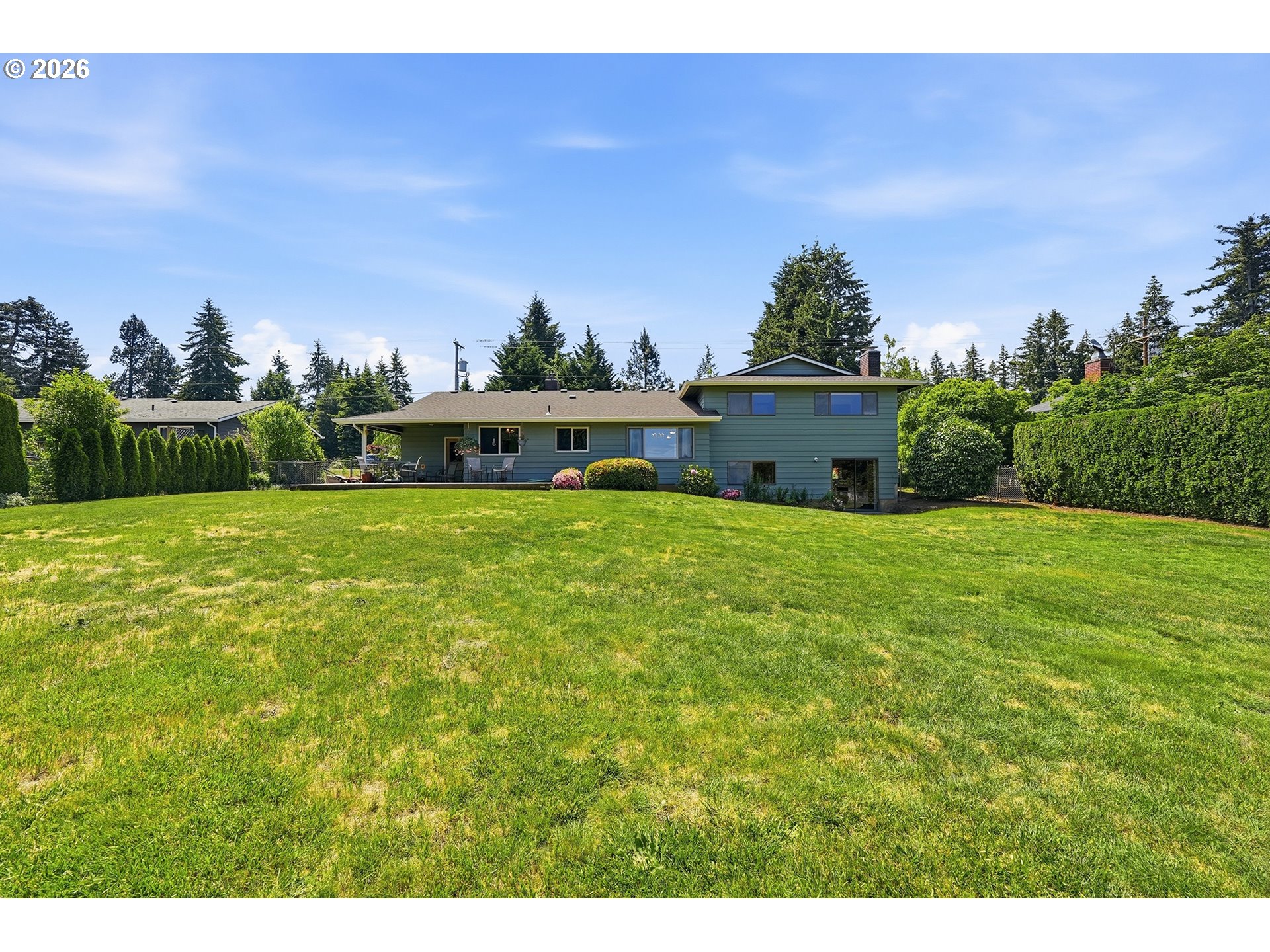 15651 South Henrici Road Oregon City, OR 97045 - Photo 36 of 42