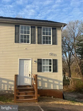 $2,035 | 637 East Spencer Street, Culpeper, VA 22701