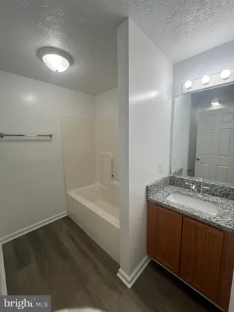 $2,035 | 637 East Spencer Street, Culpeper, VA 22701