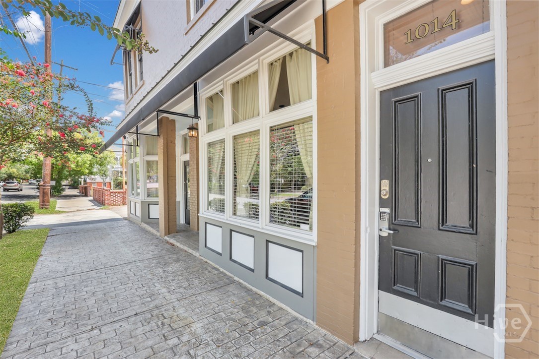 1014 Abercorn Street Savannah, GA 31401 - Photo 2 of 63