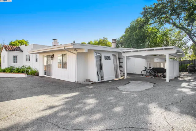 $1,399,900 | 366 Ilo Lane, Danville, CA 94526