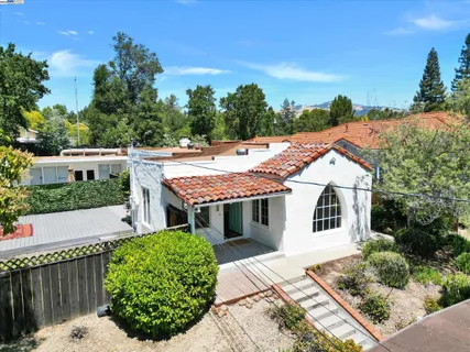 $1,399,900 | 366 Ilo Lane, Danville, CA 94526