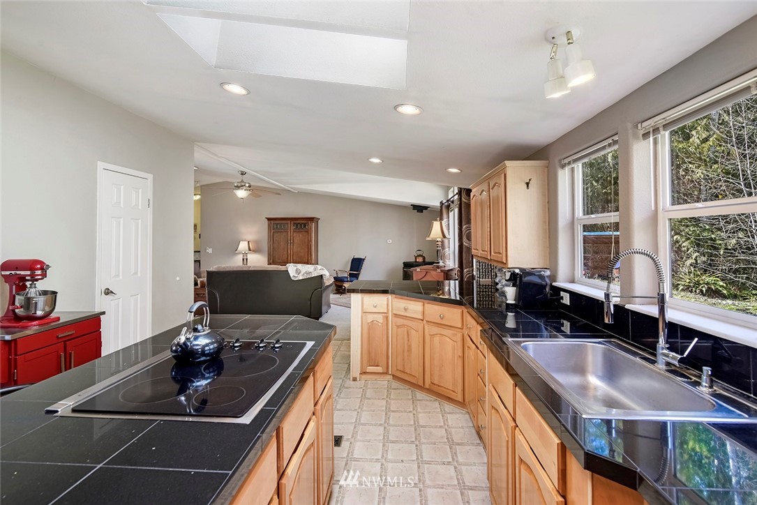 3663 West Valley Road Chimacum, WA 98325 - Photo 12 of 25