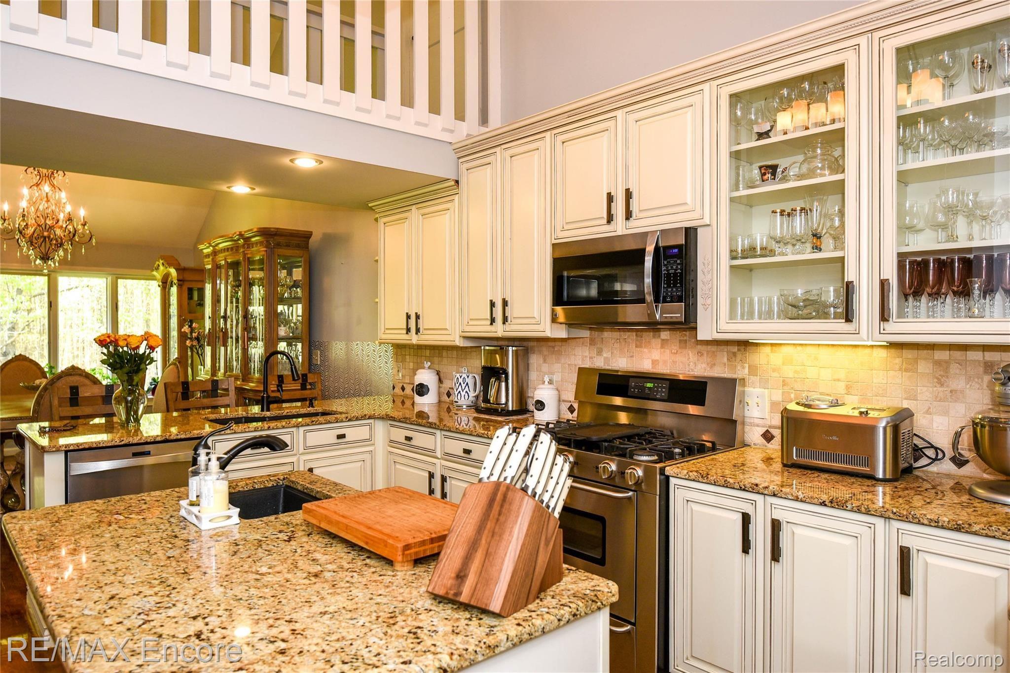 6274 Washburn Road Goodrich, MI 48438 - Photo 28 of 96 Kitchen (16).jpg