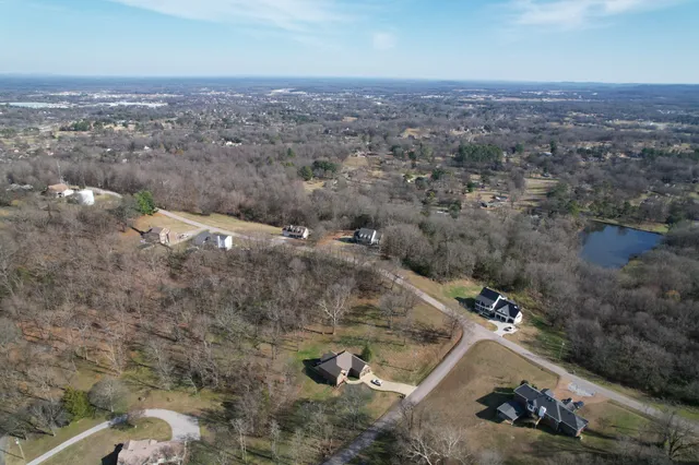 $62,000 | 722 Skyline Drive South, Lewisburg, TN 37091