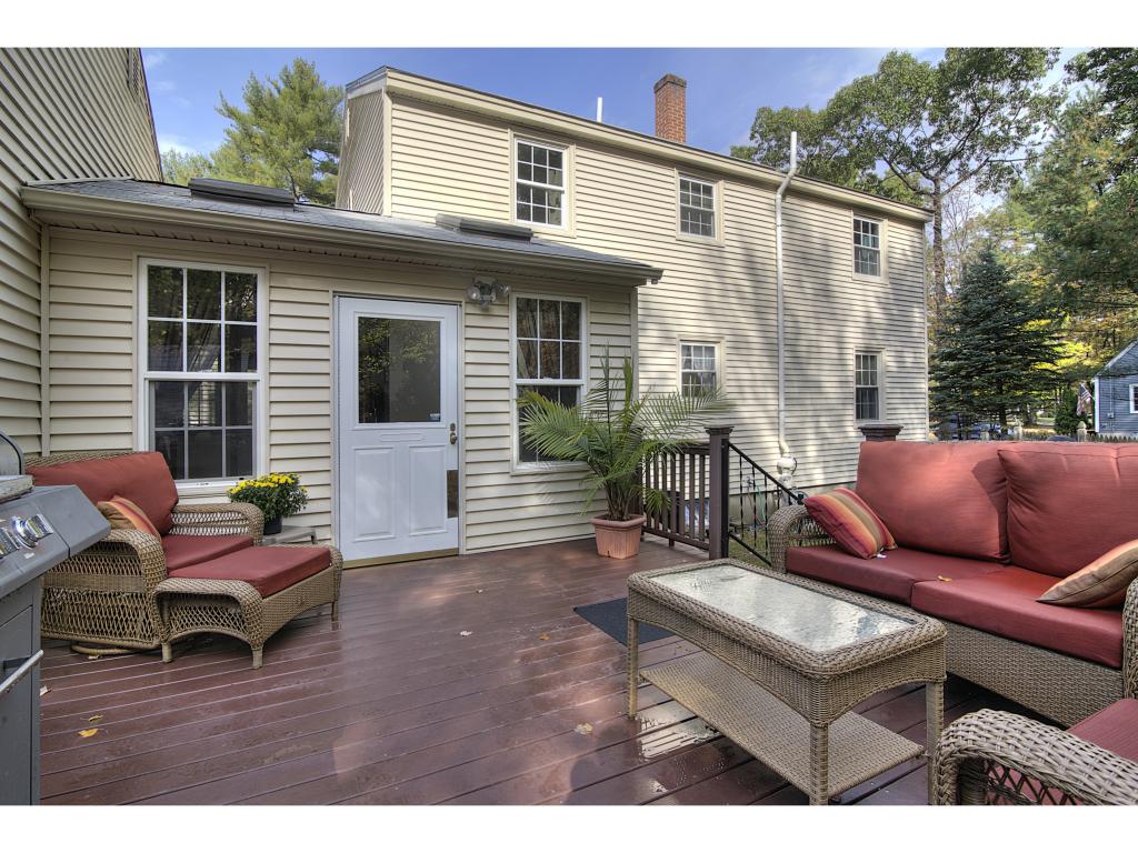 82 Manor Road Concord, NH 03303 - Photo 2 of 36