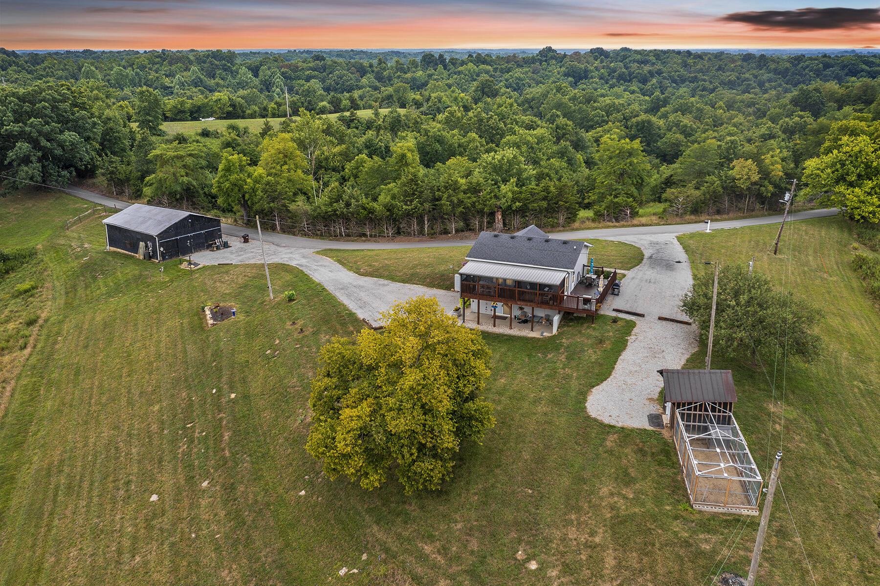 160 Northeast County Line Road Sadieville, KY 40370 - Photo 8 of 67 160necounty50 (1)