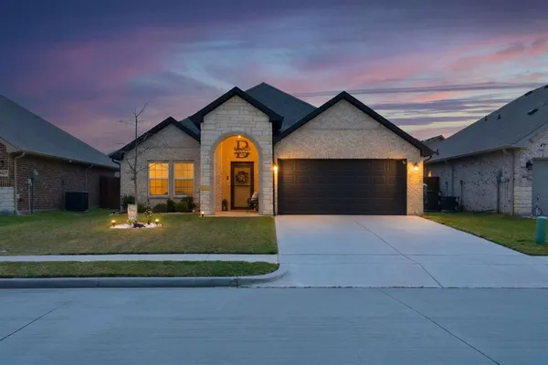 $299,900 | 1005 Tippit Lane, Greenville, TX 75402