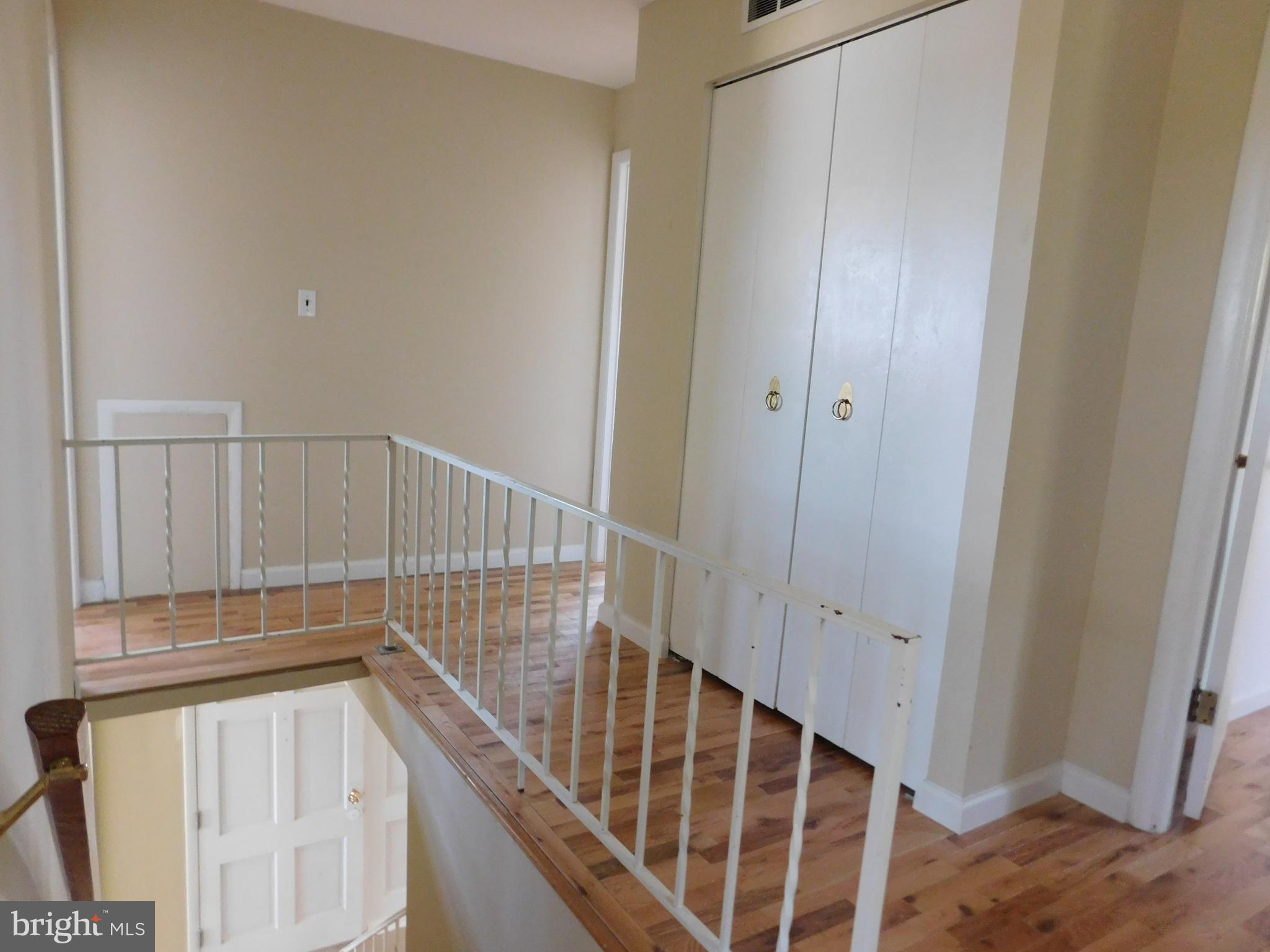 8302 Sagramore Road Baltimore, MD 21237 - Photo 18 of 22 2nd Level Hallway