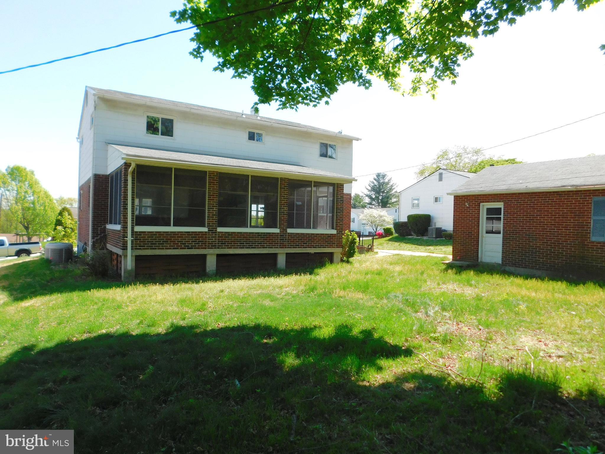 8302 Sagramore Road Baltimore, MD 21237 - Photo 4 of 22