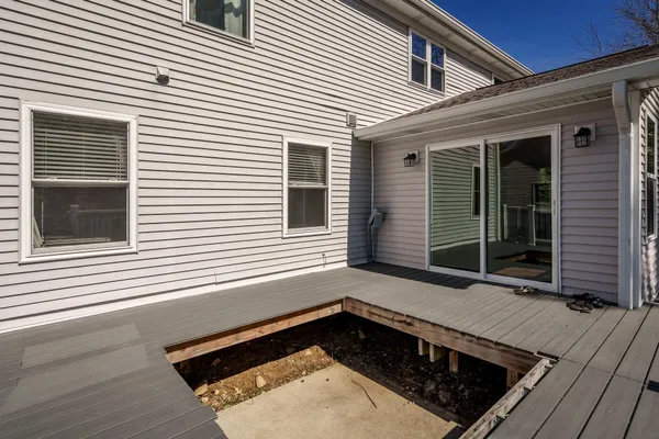$395,000 | 6571 Chartwell Drive, Rockford, IL 61114