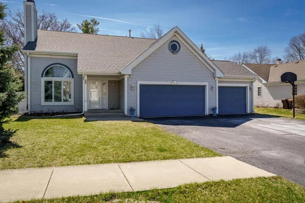 $395,000 | 6571 Chartwell Drive, Rockford, IL 61114
