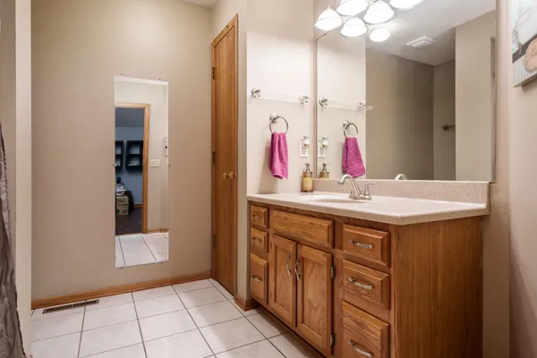 $395,000 | 6571 Chartwell Drive, Rockford, IL 61114