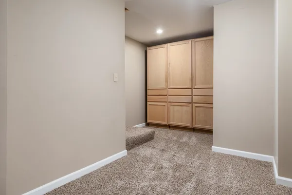 $395,000 | 6571 Chartwell Drive, Rockford, IL 61114