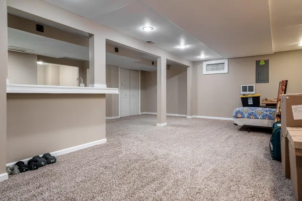 $395,000 | 6571 Chartwell Drive, Rockford, IL 61114