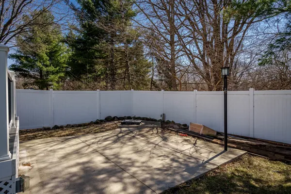 $395,000 | 6571 Chartwell Drive, Rockford, IL 61114