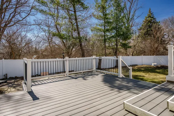 $395,000 | 6571 Chartwell Drive, Rockford, IL 61114