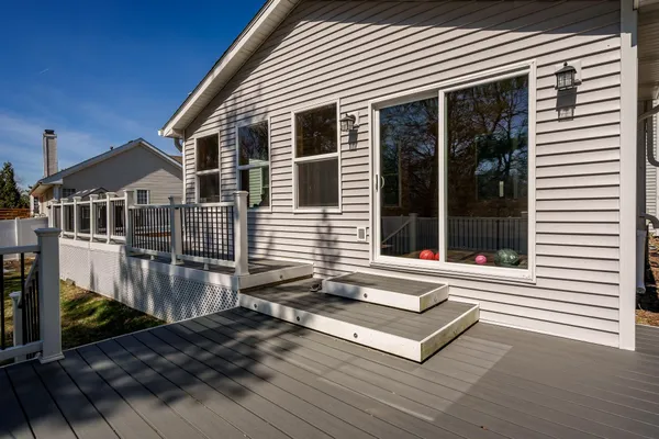 $395,000 | 6571 Chartwell Drive, Rockford, IL 61114