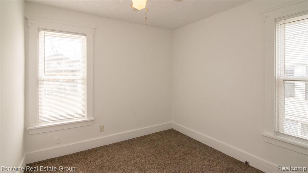 35335 Chestnut Street Wayne, MI 48184 - Photo 11 of 30