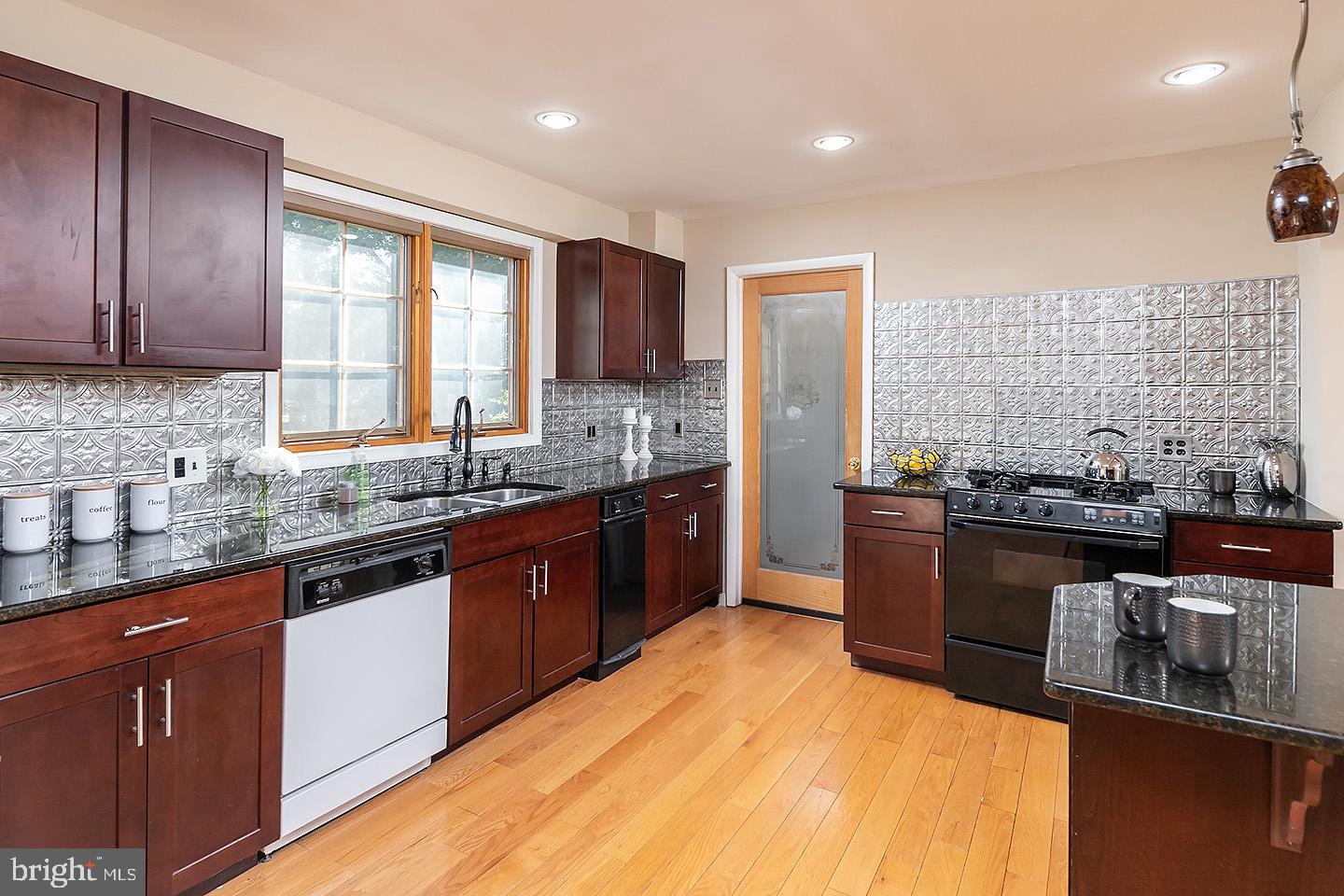 415 Cornell Road Glassboro, NJ 08028 - Photo 10 of 34