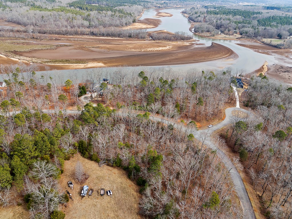 504 Terrapin Pointe Road Hodges, SC 29653 - Photo 2 of 3