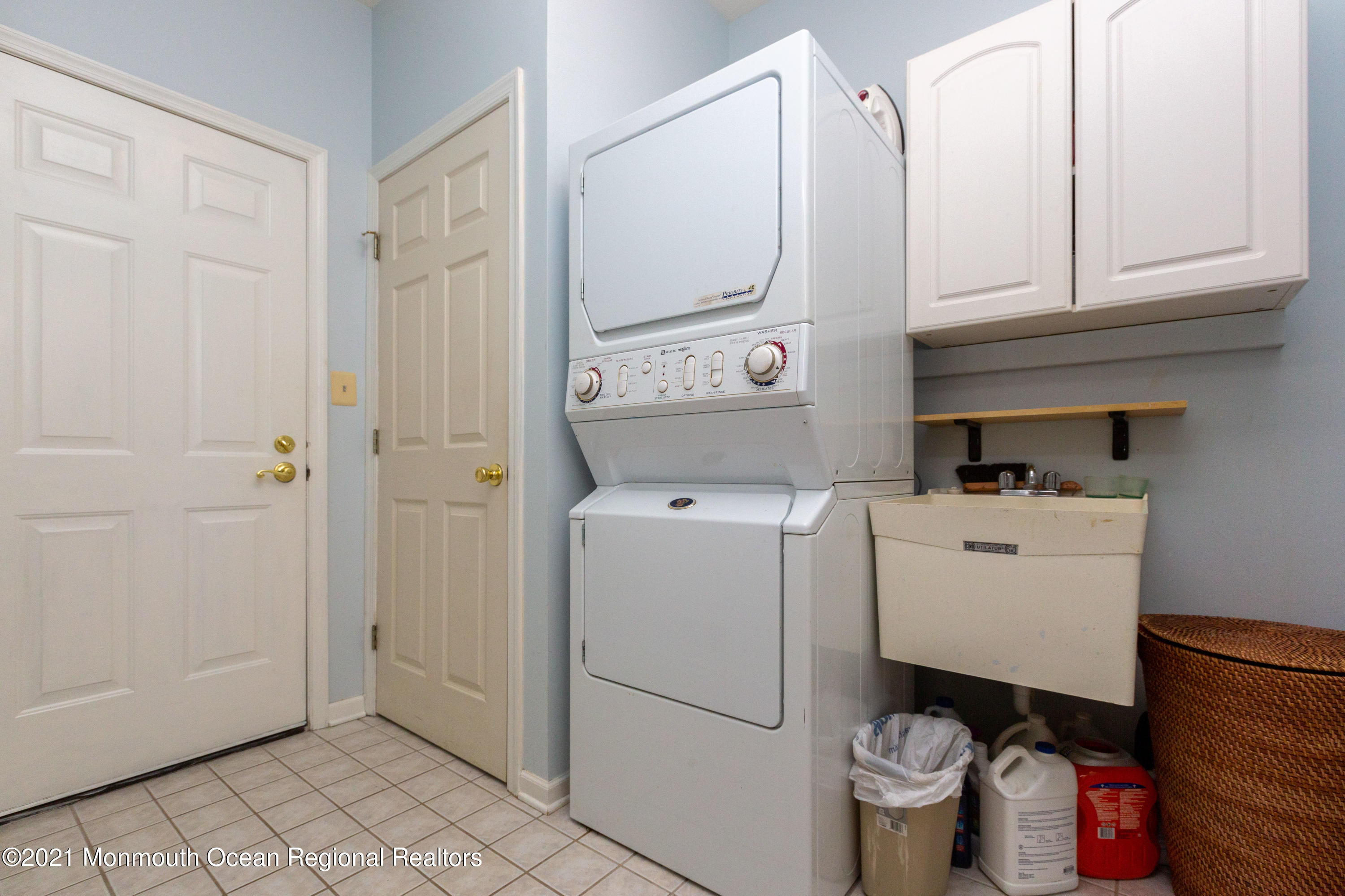 104 Spinaker Lane Red Bank, NJ 07701 - Photo 18 of 31 104Spinaker-46