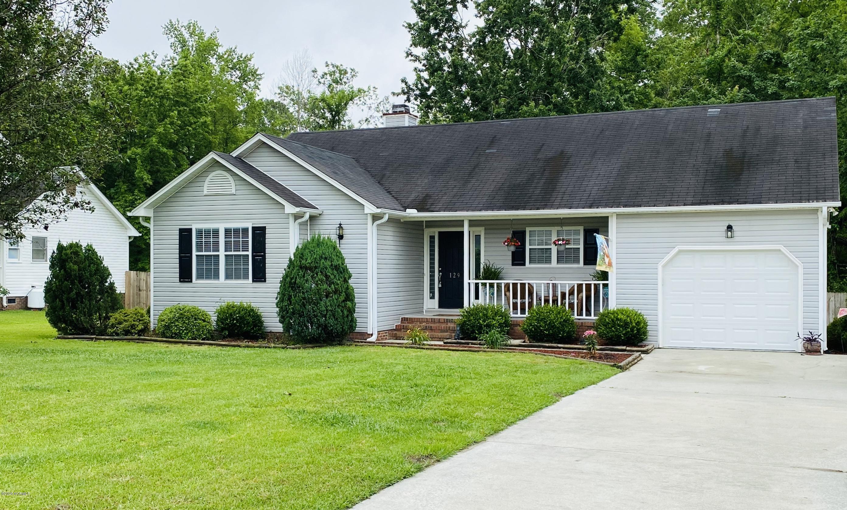 129 Lightwood Knot Road Rocky Point, NC 28457 - Photo 1 of 18 IMG_2198