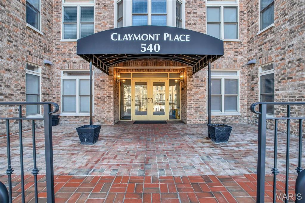 540 North And South Road, Unit 105 St. Louis, MO 63130 - Photo 1 of 48