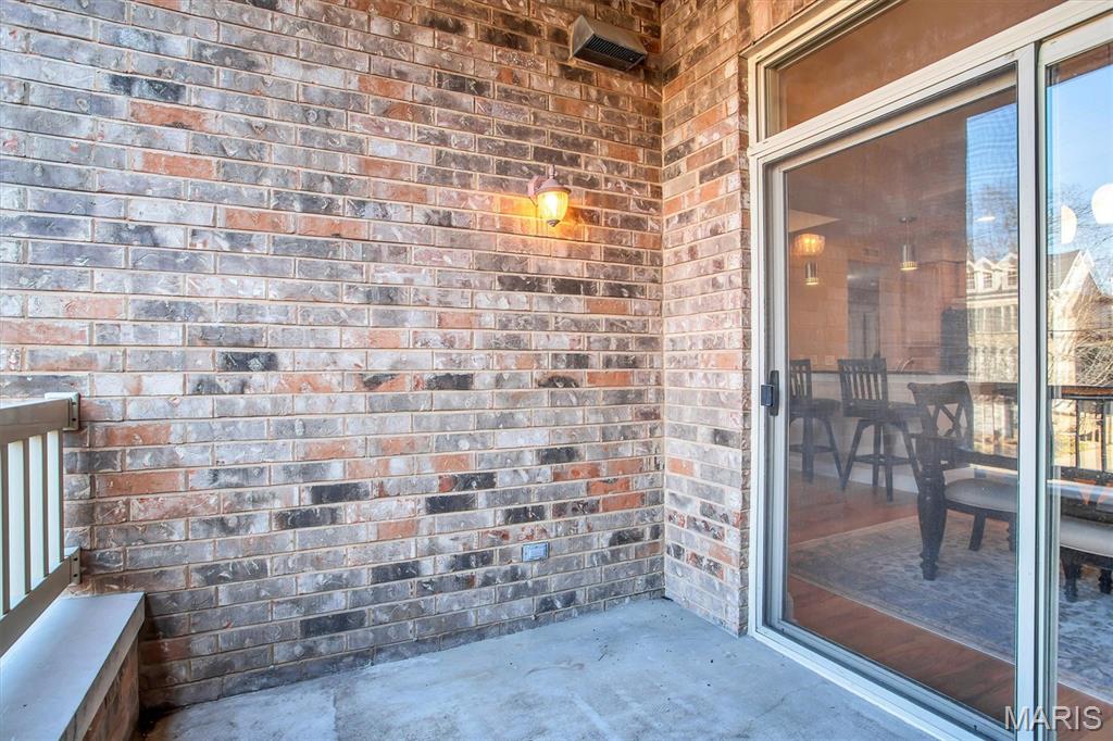 540 North And South Road, Unit 105 St. Louis, MO 63130 - Photo 22 of 48