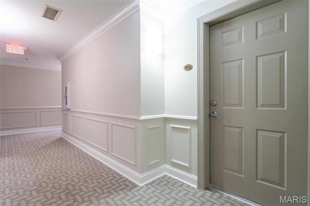 540 North And South Road, Unit 105 St. Louis, MO 63130 - Photo 4 of 48