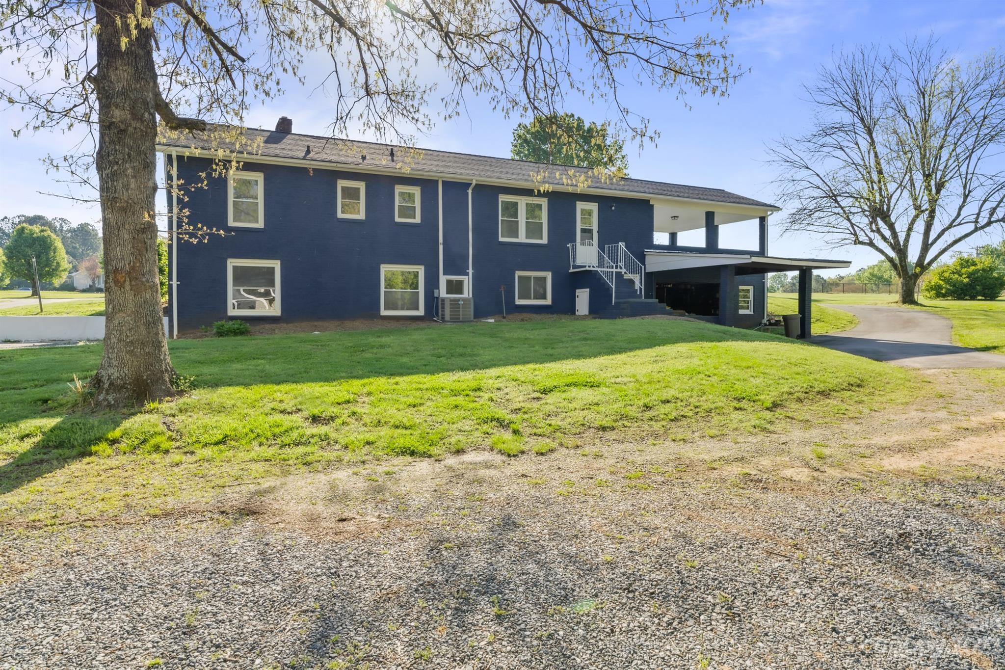 2103 Travis Road Conover, NC 28613 - Photo 28 of 34 Gallery Image 28