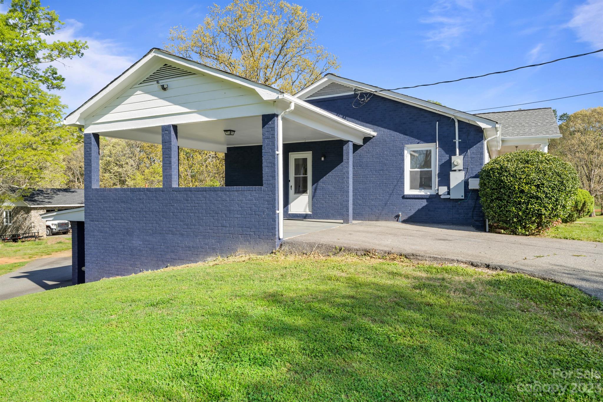 2103 Travis Road Conover, NC 28613 - Photo 30 of 34 Gallery Image 30