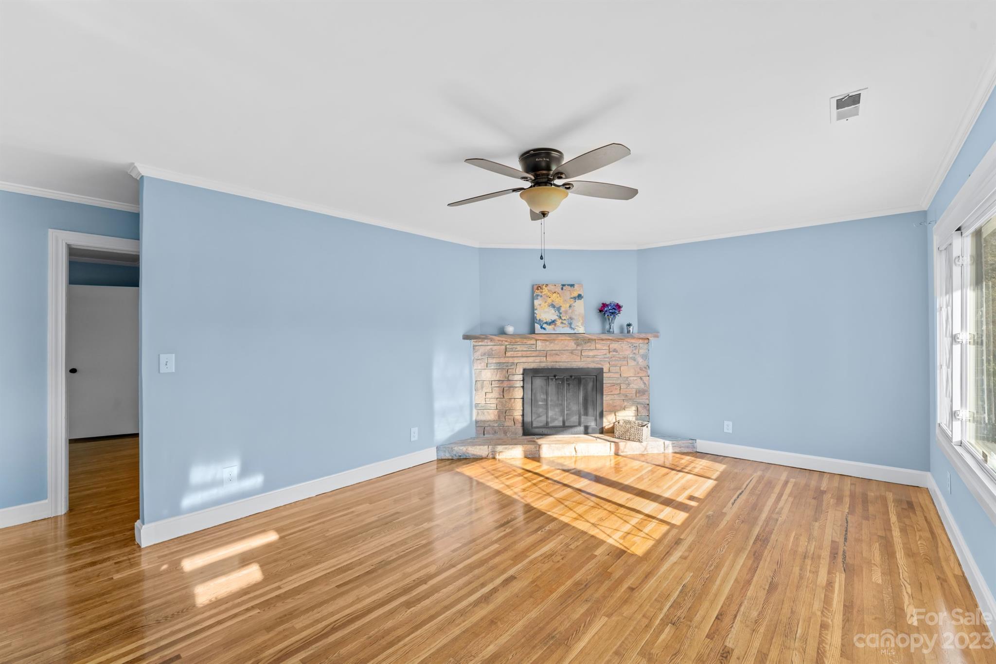 2103 Travis Road Conover, NC 28613 - Photo 4 of 34 Gallery Image 4
