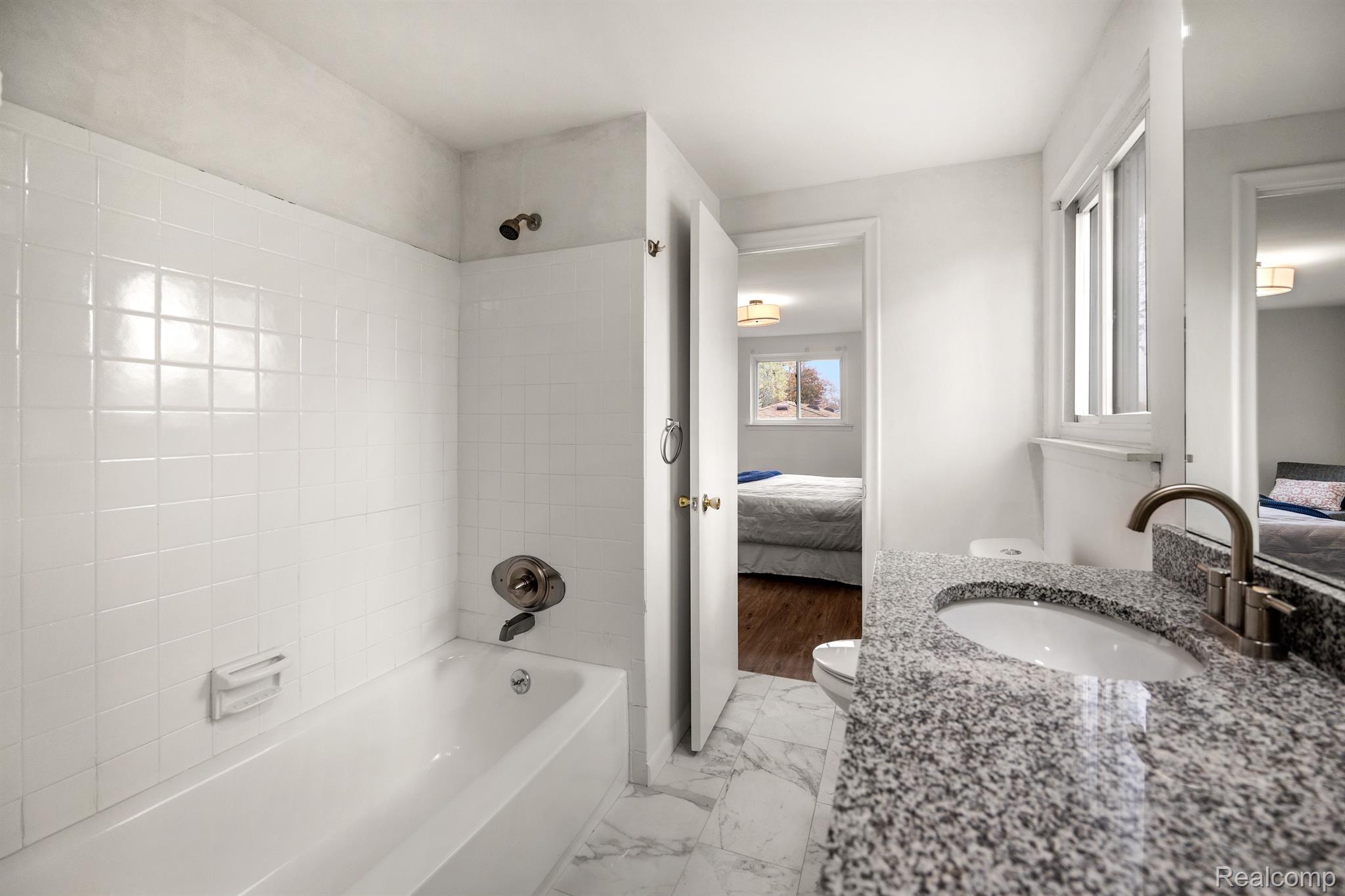 8322 Busch Street Center Line, MI 48015 - Photo 23 of 31 Gallery Image 23