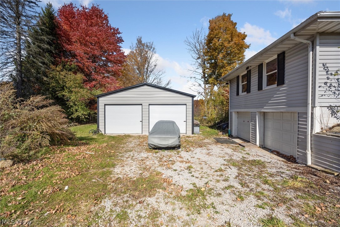 10568 Bell Road Newbury, OH 44065 - Photo 10 of 35