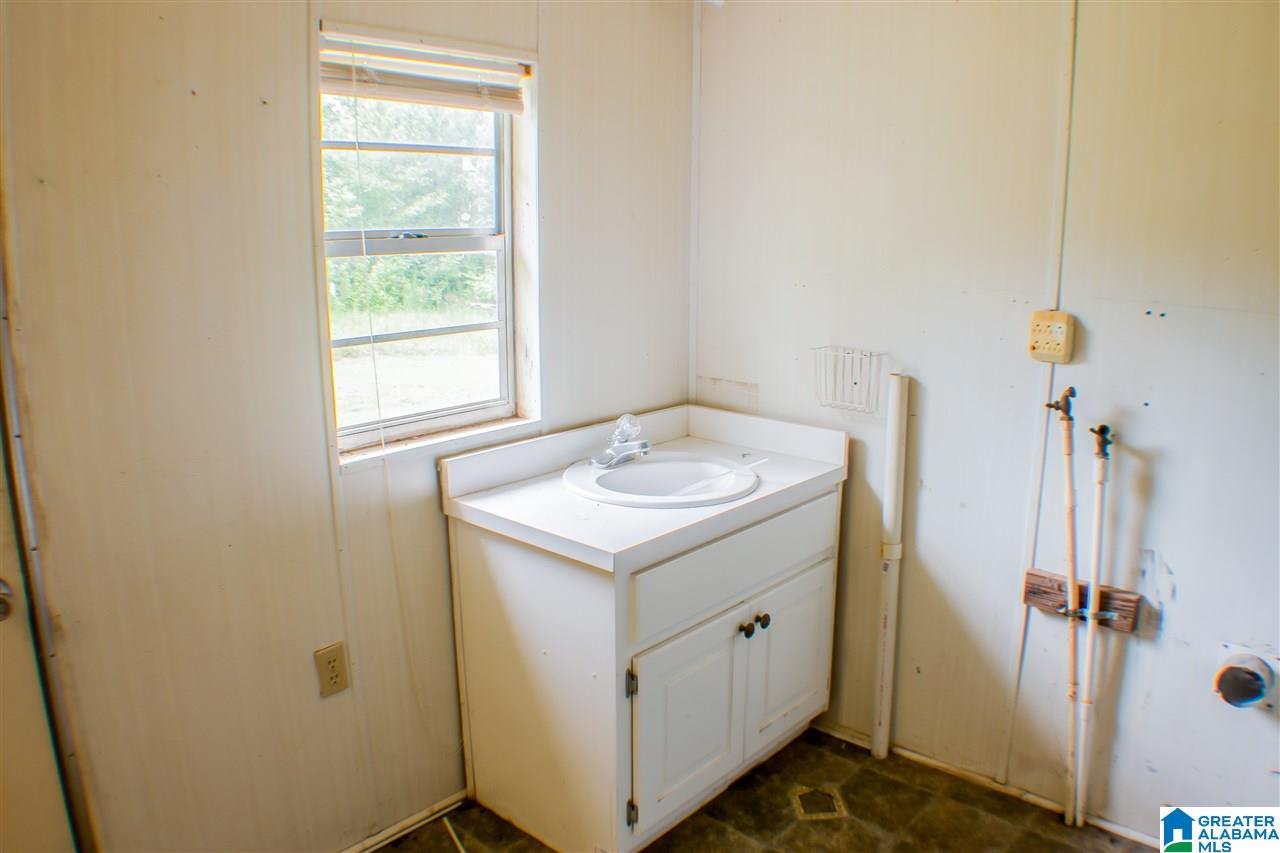 1683 Corner Road Hayden, AL 35079 - Photo 26 of 46