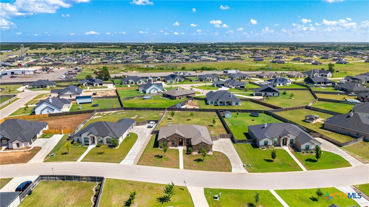 5513 Hollow Loop Salado, TX 76571 - Photo 32 of 37 a view of an ocean