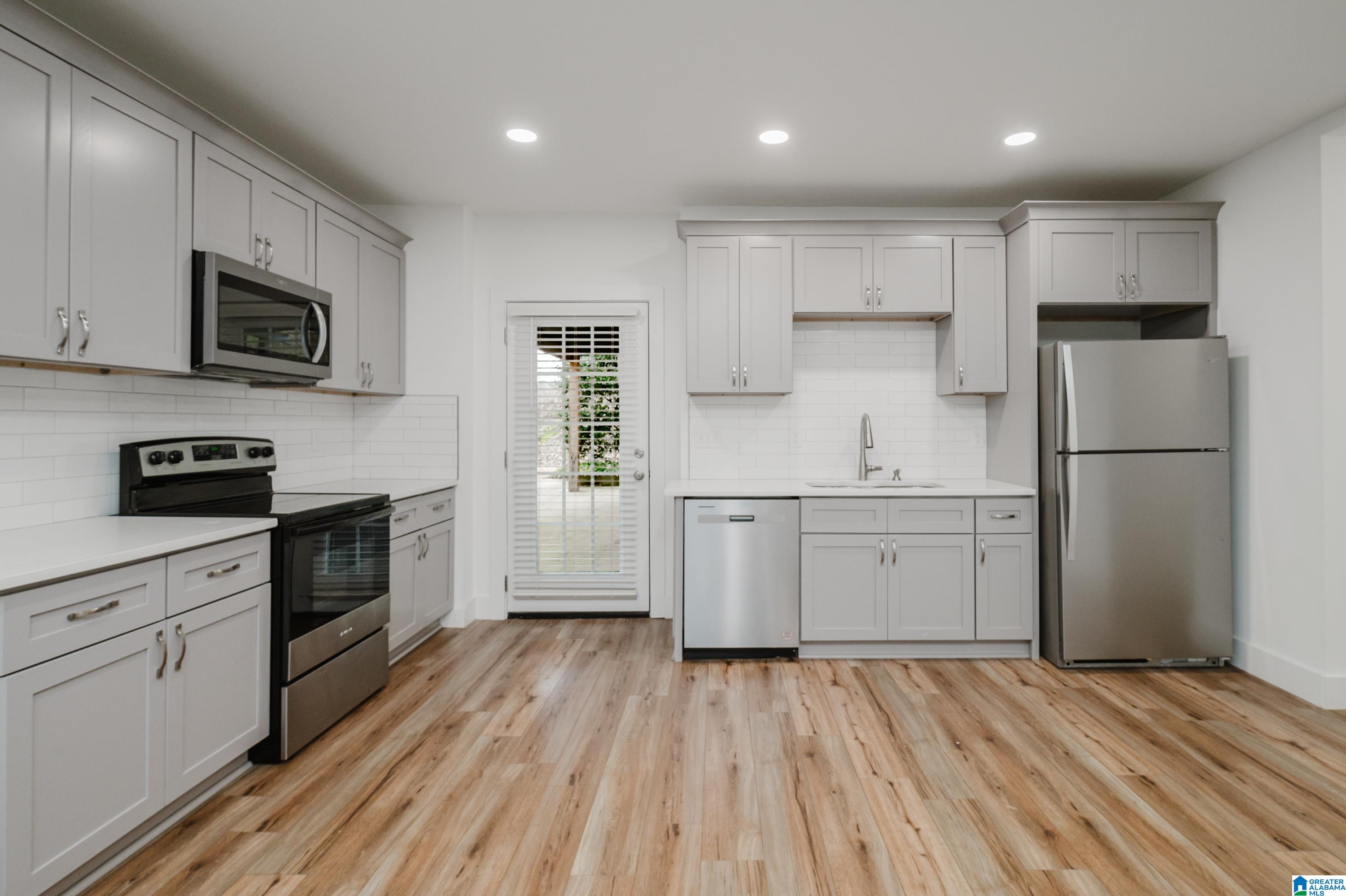 1311 Columbiana Road Birmingham, AL 35216 - Photo 7 of 34