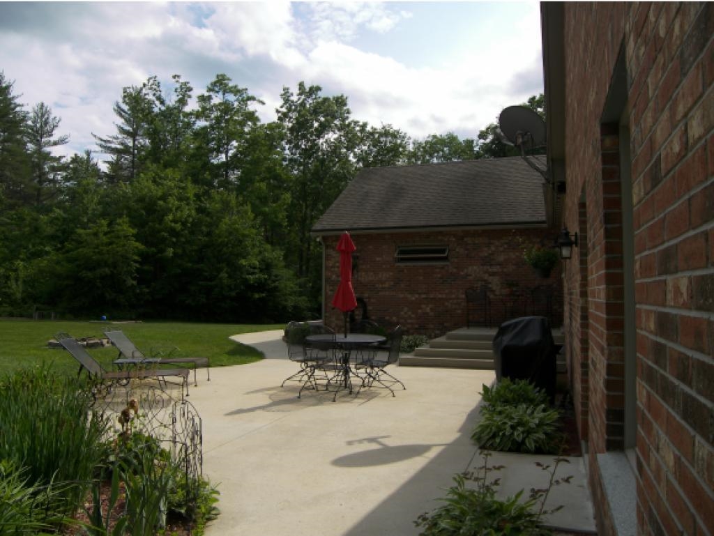 345 Intervale Road Canterbury, NH 03224 - Photo 11 of 34