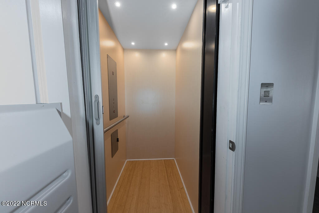 961 Becton Road Havelock, NC 28532 - Photo 27 of 42 elevator for all levels