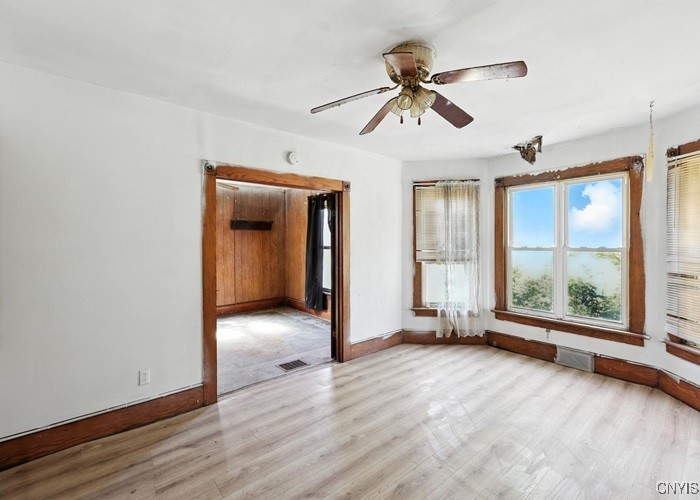 8 Monroe Street Hanover, NY 14136 - Photo 11 of 20