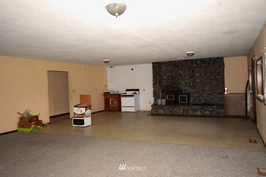 290 Kruger Road Onalaska, WA 98570 - Photo 3 of 25 Gallery Image 3