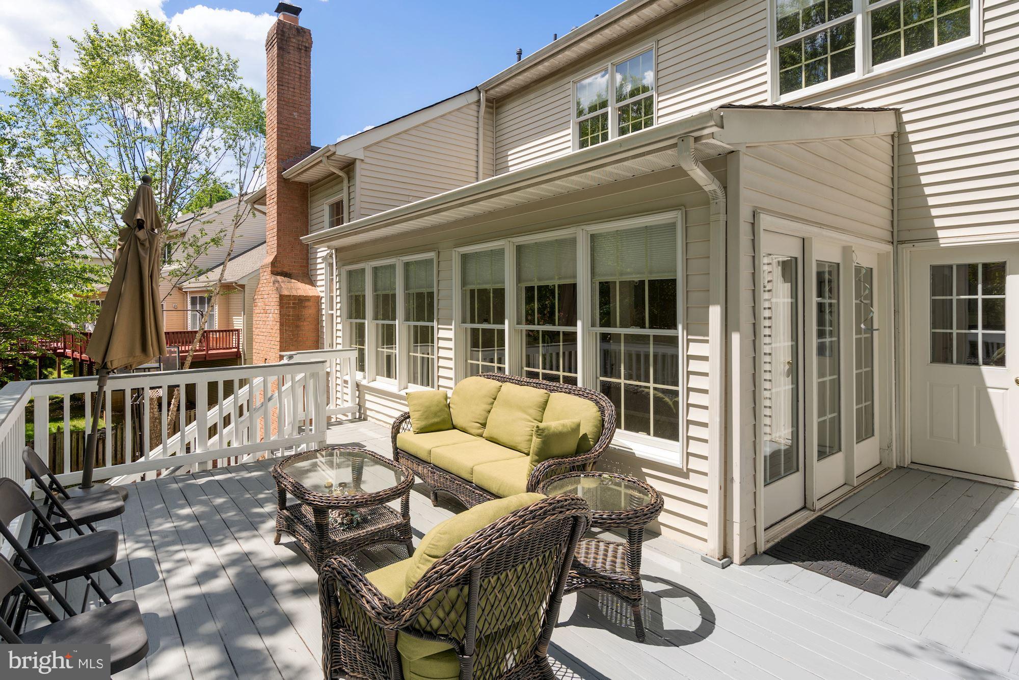 10891 Hunter Gate Way Reston, VA 20194 - Photo 14 of 75