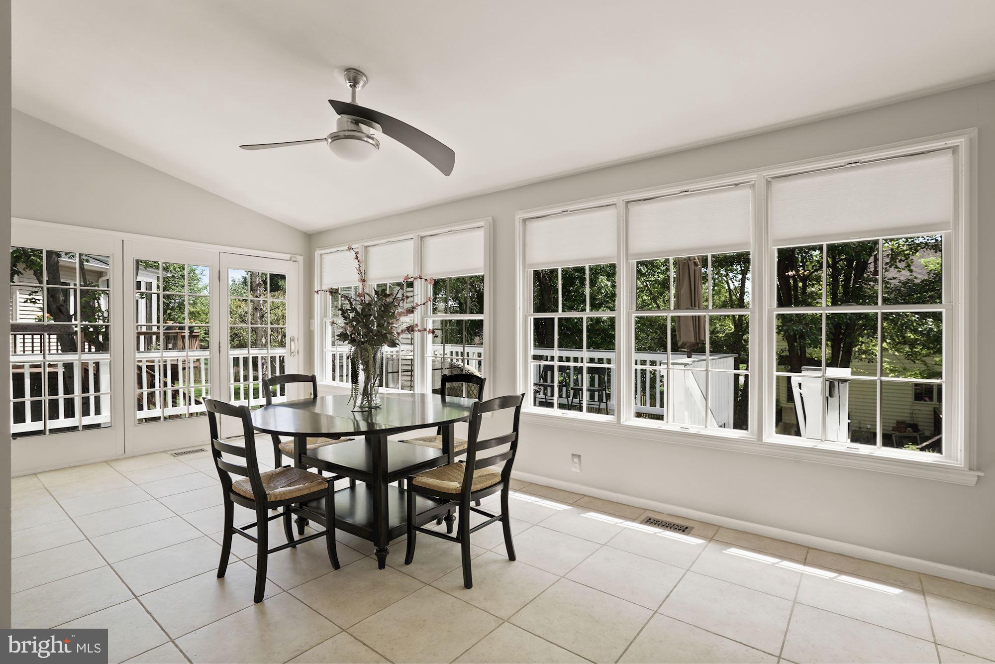 10891 Hunter Gate Way Reston, VA 20194 - Photo 22 of 75