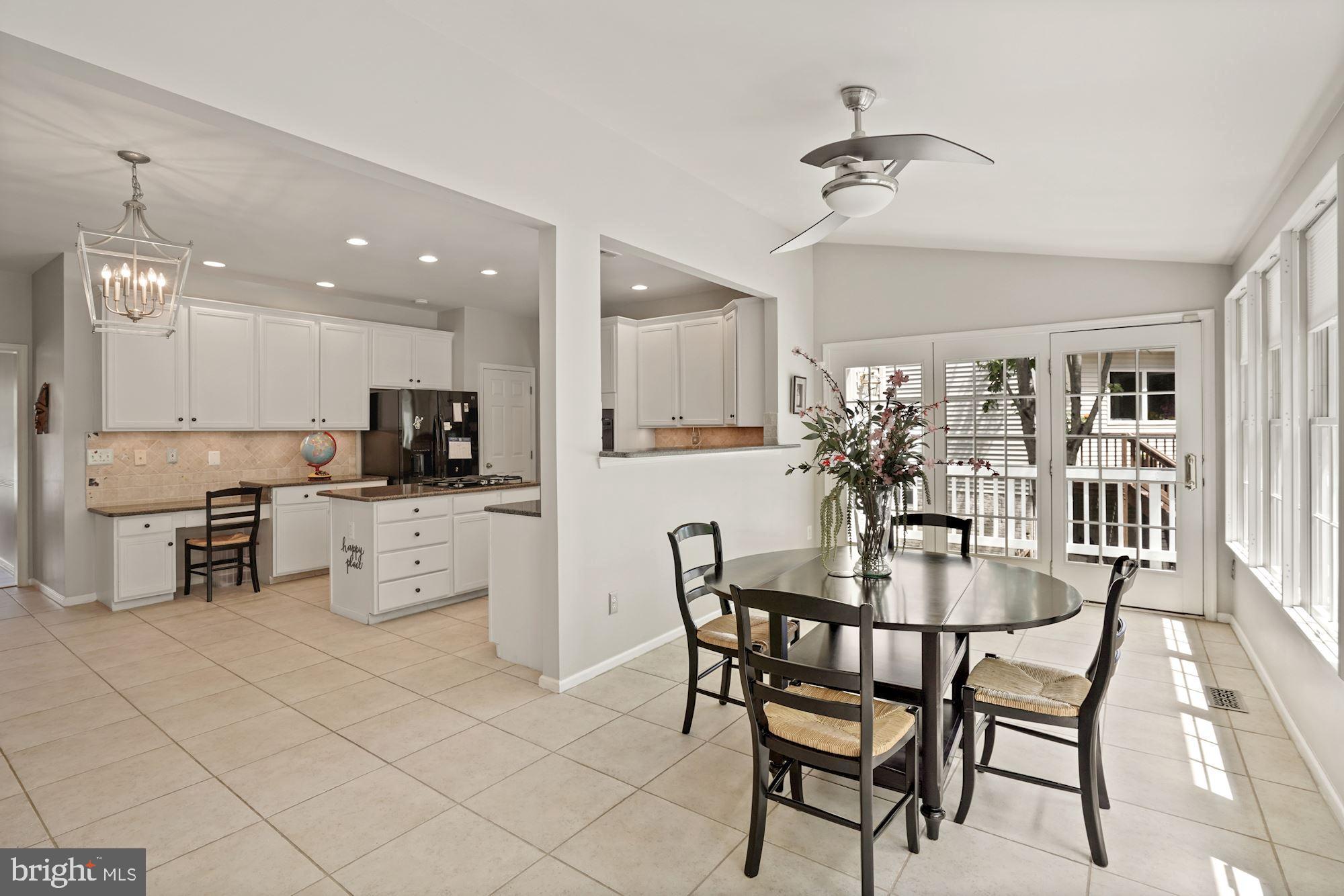 10891 Hunter Gate Way Reston, VA 20194 - Photo 23 of 75